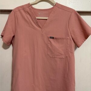 Figs Blush V-Neck Scrub Top and bottoms